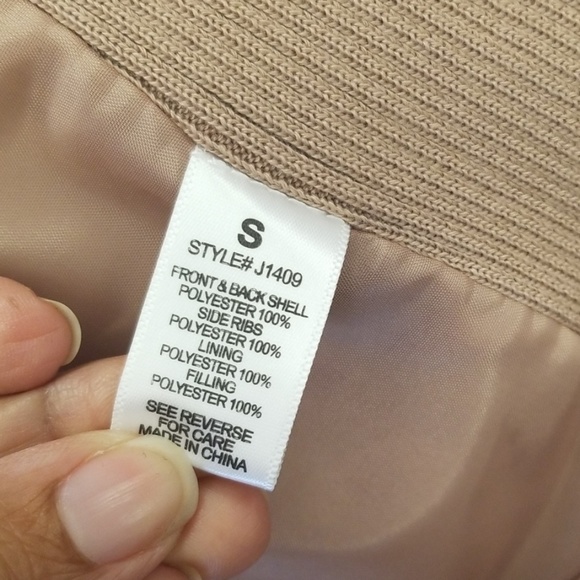 Pink (Dusty Rose) puffer vest - Picture 6 of 6